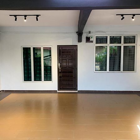 Malim Melaka Homestay Экстерьер фото